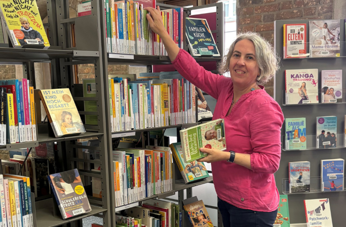 Sonja Weinreich in der Elternbibliothek